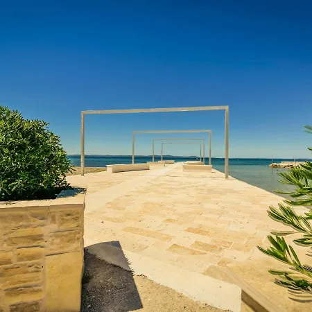 Bonex-8 By Interhome